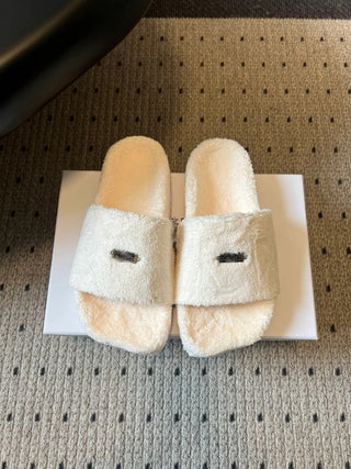 26ss Platform Flat-Toe Plush Slippers
