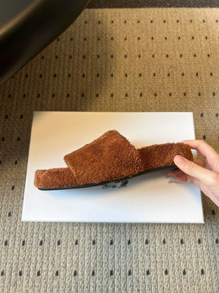 26ss Platform Flat-Toe Plush Slippers