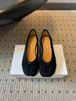 New Split-Toe Shoes