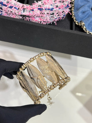 25s New Gold Full Diamond Double C Feather Bracelet