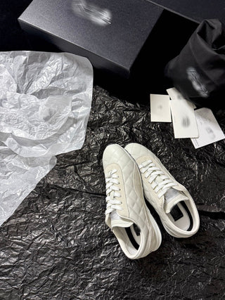 26 new sports and casual shoes