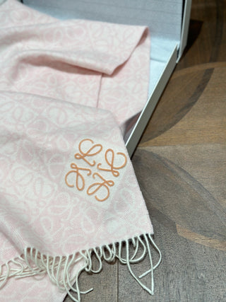 Embossed Scarf 🧣 Pink