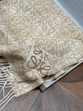 Embossed Scarf 🧣 Milk Tea