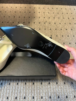 Pointed-Toe Panelled Mary Janes