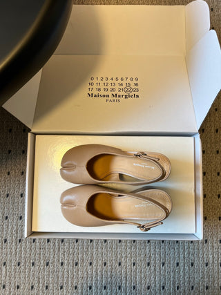 Maison Margiela Spring/Summer 2026 New Split-Toe Wedge Sandals