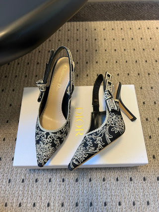 26ss Classic Pointed-Toe Bow High Heels