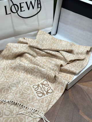 Embossed Scarf 🧣 Milk Tea