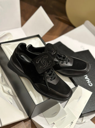 Retro Large Logo Flip-Top Derby Shoes