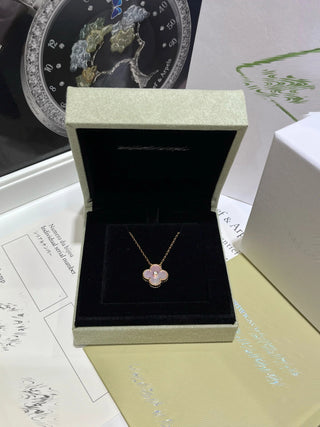 new pink shell with diamond four-leaf clover necklace (925 silver + zircon)