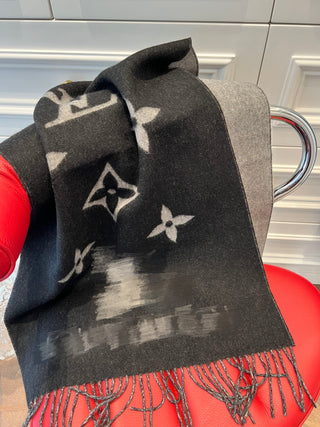 Classic double-sided cashmere scarf