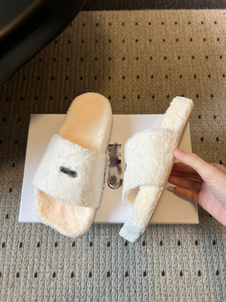 26ss Platform Flat-Toe Plush Slippers