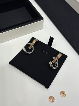Chane* New Coco Crush Quilted Circle Earrings with Diamonds