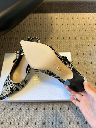 26ss Classic Pointed-Toe Bow High Heels