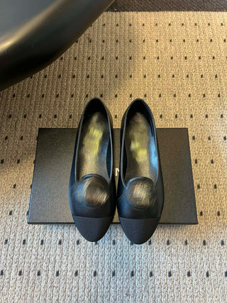 New early spring classic two-tone flat shoes