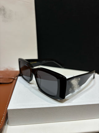 Large-Frame Arc de Triomphe Sunglasses