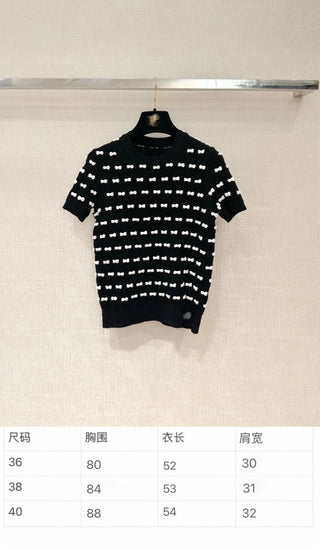 25K Advanced Handcrafted Collection New Arrival: Bow-detail round-neck long-sleeved knitted short top