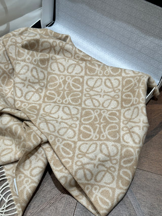 Embossed Scarf 🧣 Milk Tea