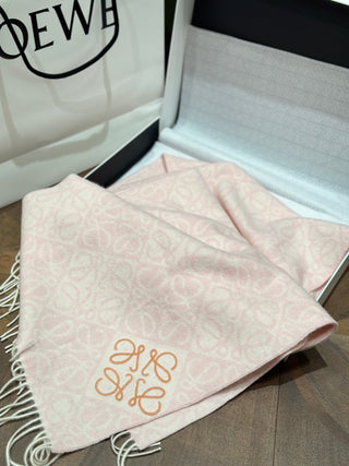 Embossed Scarf 🧣 Pink