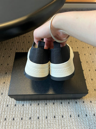 New early spring style diamond-patterned platform casual shoes