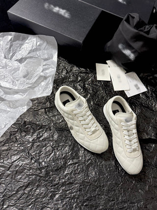 26 new sports and casual shoes