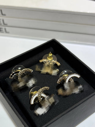 26C New White Enamel Lava Double C Earrings