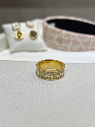 New beige enamel ring with gold-plated letters and pavé diamonds