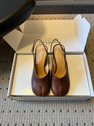 Maison Margiel* Spring/Summer 2026 New Split-Toe Wedge Sandals