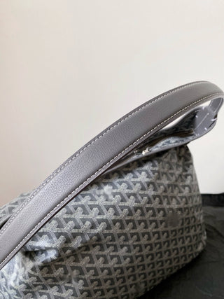 hobo zipper tote