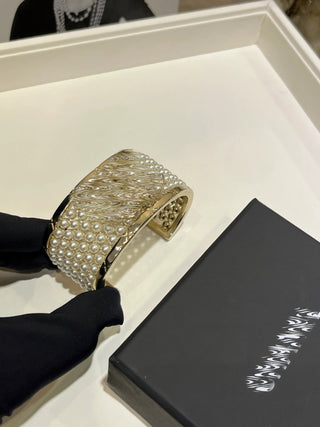 25A New Light Gold Double C Multi-layer Pearl Open Bangle