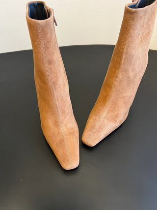 minimalist high-luxury classic pointed-toe high-heeled ankle boots