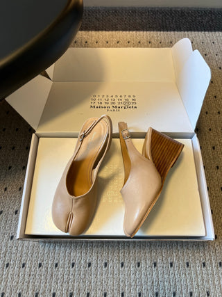 Maison Margiela Spring/Summer 2026 New Split-Toe Wedge Sandals