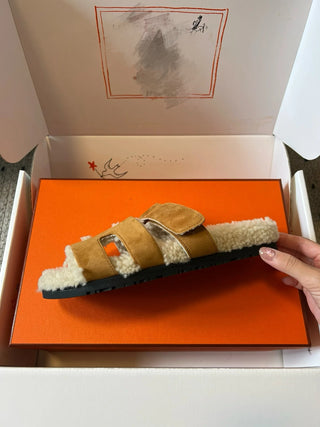 top autumn and winter new H-shaped leather plush slippers