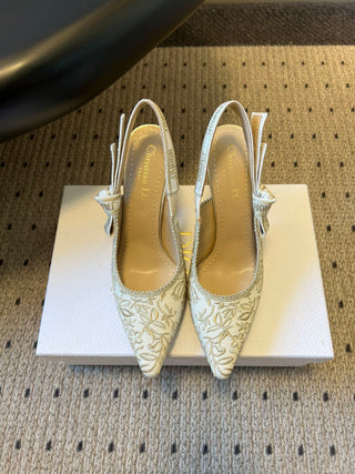 26ss Classic Pointed-Toe Bow High Heels