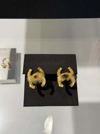 New 26P Gold Earrings with Large Logo