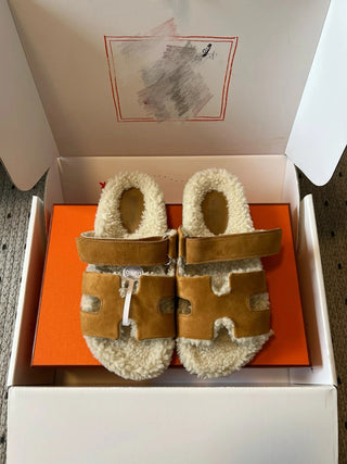 top autumn and winter new H-shaped leather plush slippers