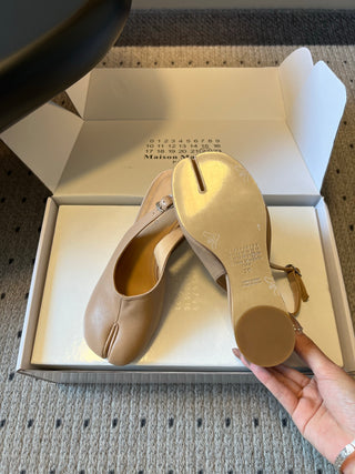 Maison Margiela Spring/Summer 2026 New Split-Toe Wedge Sandals