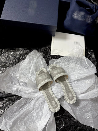 26 new high-heeled sandals (4cm)