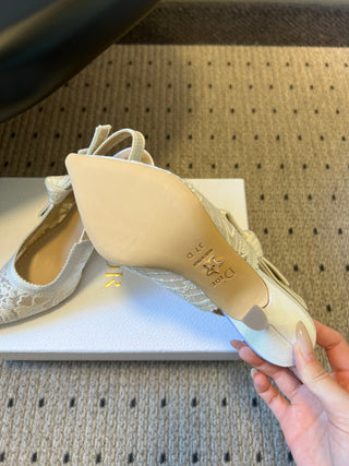 26ss Classic Pointed-Toe Bow High Heels