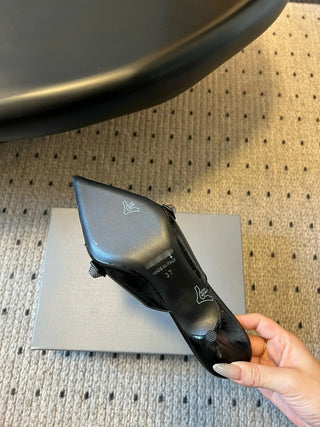 new punk-style high-heeled sandals for spring and summer