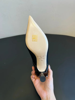 vintage pearl drop pointed toe stiletto boots