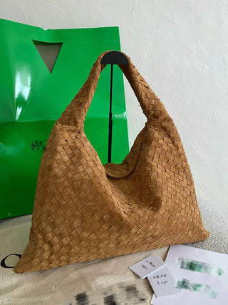 Hop Suede Light Brown Large