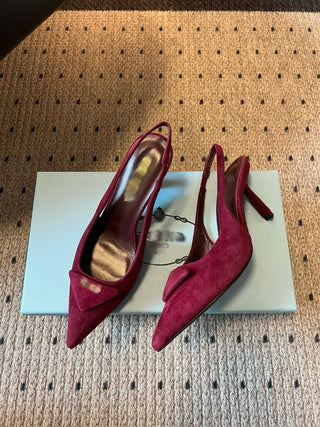 Retro Triangle Logo Pointed Kitten Heels