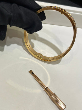 New version wide rose gold sparkling diamond bracelet