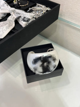 25P New Black Double C Pearl White Acrylic Wide Open Bangle