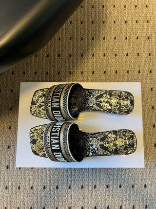 26ss early spring new arrival, 4cm heel height.