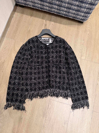 26 Early Spring New Collection: Tweed Cardigan with Woven Pattern and Tassels