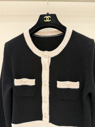 Chane*25K knit cardigan is