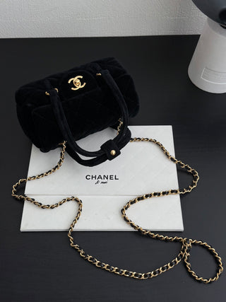 25C velvet cylindrical mini bag in black