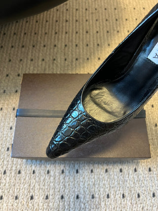 Alai* New Crocodile-Patterned Pointed-Toe High Heels