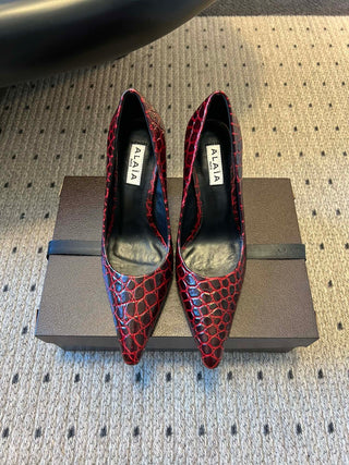 Alai* New Crocodile-Patterned Pointed-Toe High Heels